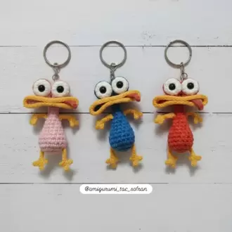 Amigurumi kurbağa anahtarlık