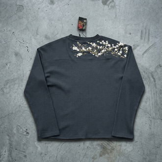 DERSCHUTZE LONGSLEEVE