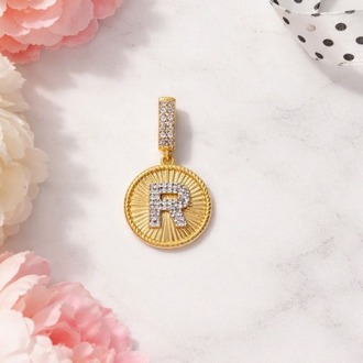 Zirkon Taşlı R Harf Gold Küpe | Paslanmaz Çelik Minimal Kadın Takısı