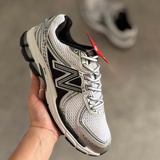New Balance 860v2 Black White Silver