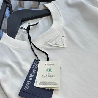 PRADA Premium Tshirt