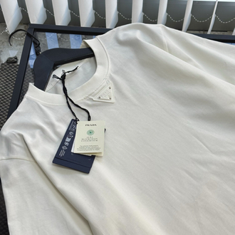 PRADA Premium Tshirt