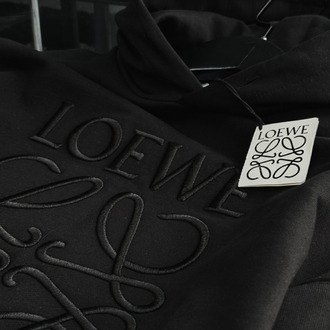 LEOWE Premium Hoodie