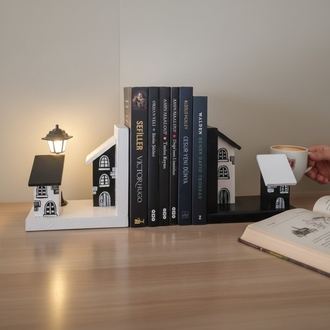 BJK kitap tutucu