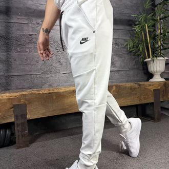 Nike Tech Fleece Premium Doubleface kumaş Eşofman Altı Beyaz  