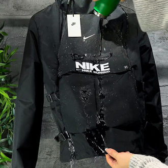 Nike kanguru cepli yağmurluk ( su geçirmez ) 