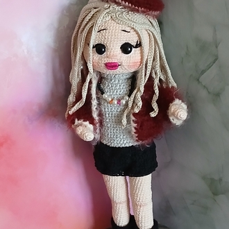 Amelia – Koleksiyonluk El Yapımı Amigurumi Bebek