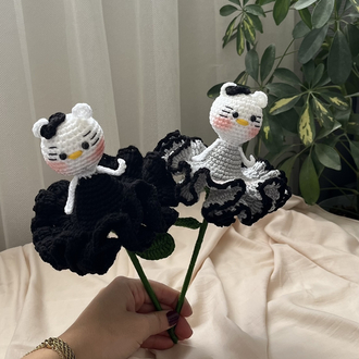 Hello kitty karanfil