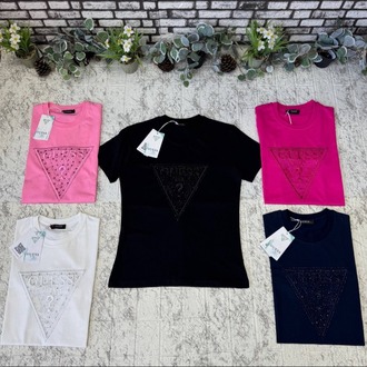 GUESS Logo Tişört – Yeni Sezon