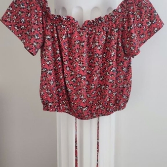 Çiçek Desenli Madonna Yaka Bağlamalı Crop Bluz (Ürün Kodu: 7935)
