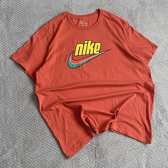 Nike Swoosh T-Shirt