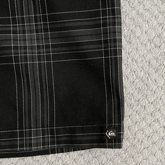Vintage Y2K Quiksilver Plaid Shorts 