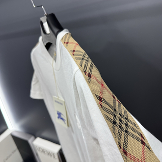 Burberry Premium T-Shirt