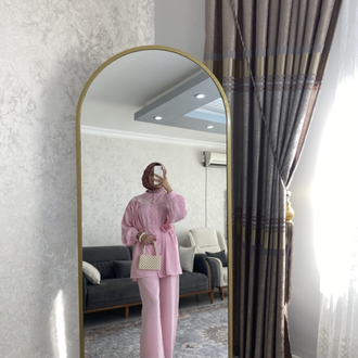Pembe brodeli güllü takım