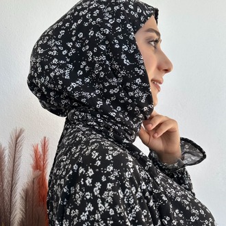 Şal Birleşik Namaz Elbisesi - Siyah Çiçekli