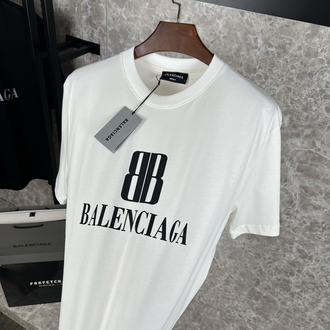 Balenciaga T-shirt (rahat kalıp)