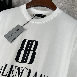 Balenciaga T-shirt (rahat kalıp)