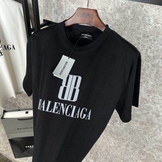 Balenciaga T-shirt (rahat kalıp)