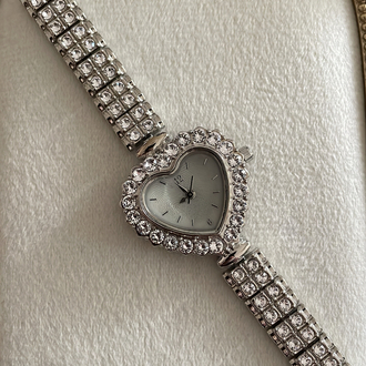 Silver Heart Taşlı Saat 