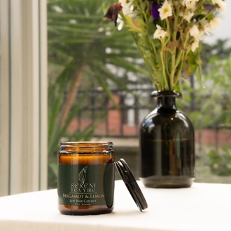Sereni Tea Vibe Bergamot & Limon Kokulu Mum - %100 Doğal Soya Mumu Amber Kavanoz Aromaterapi Mum
