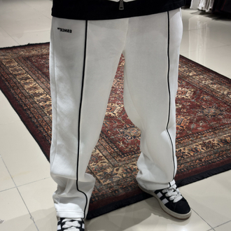 Siyah Şerit Detaylı Fermuarlı Hoodie Set Beyaz