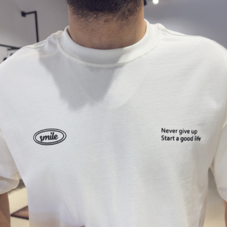 Oversize Baskı Detaylı Tişört Beyaz