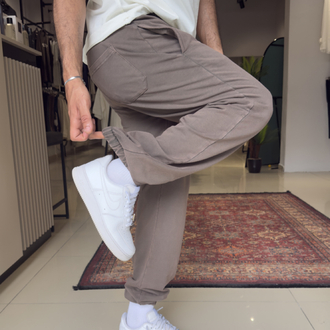 Paça Lastikli Baskı Detaylı Yıkamalı Eşofman Altı Kahverengi 