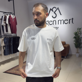 Oversize Baskı Detaylı Tişört Beyaz