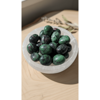 Anyolit (Yakutlu Zoisit) Doğal Taş Tamburlanmış Parça - 1. Kalite (2-2,5 cm)