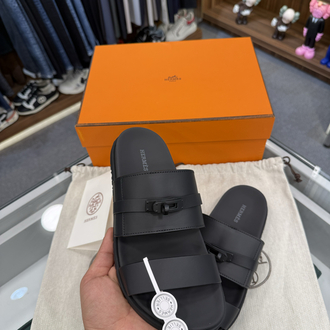 Hermès Jackson Sandal Black (Kelly Buckle)