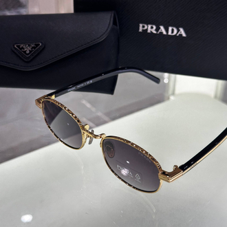 Prada  ( İTHAL )