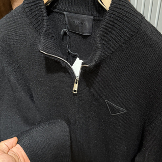 Prada Logo Yün Hırka