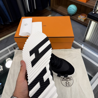 Hermès Bouncing Sneaker