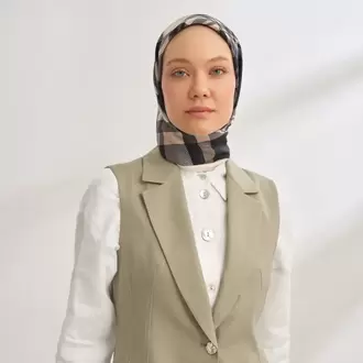 ARMANDA - 4358 Naya Desen Twill İpek Eşarp - Siyah-Krem