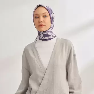 ARMANDA - 4351 Dahlia Desen Twill İpek Eşarp - Mürdüm