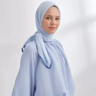 ARMANDA - 3353 Müslin Biyeli Eşarp - Bebe Mavisi