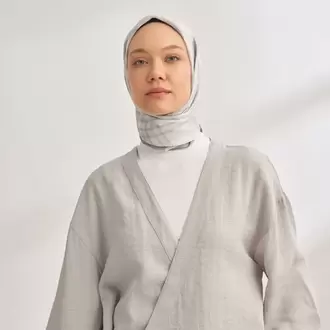 ARMANDA - 4358 Naya Desen Twill İpek Eşarp - Gümüş