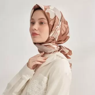 ARMANDA - 4351 Dahlia Desen Twill İpek Eşarp - Kahve