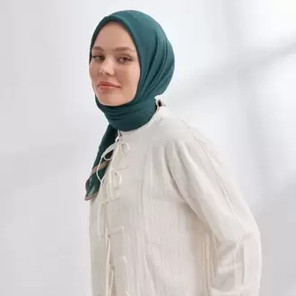 ARMANDA - 3353 Müslin Biyeli Eşarp - Zümrüt