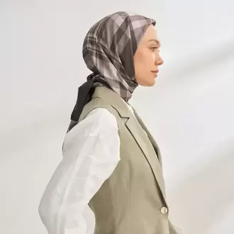 ARMANDA - 4358 Naya Desen Twill İpek Eşarp - Füme