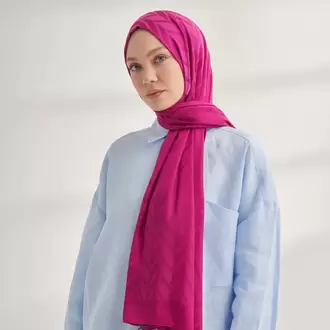 ARMANDA - İtalyan Jakar Zigzag Desen Şal - Sıklamen