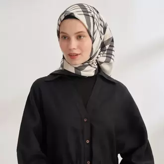 ARMANDA - 4358 Naya Desen Twill İpek Eşarp - Siyah-Bej