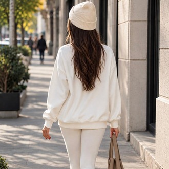 Beyaz Bisiklet Yaka Sweatshirt 