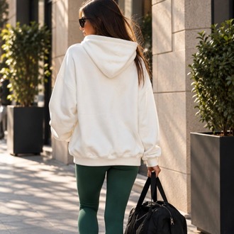 Beyaz Kapüşonlu Cepli Sweatshirt