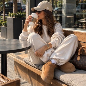 Ekru Oversize Sweatshirt & Bol Paça Eşofman Takımı