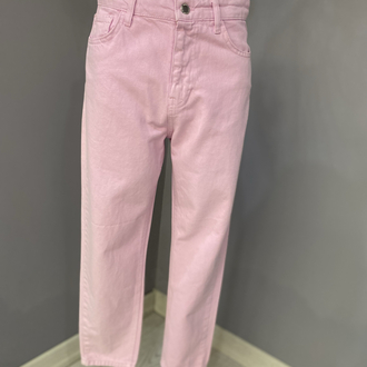 Pembe Jeans 