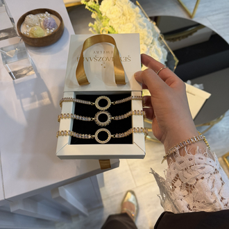 ZİRKON ÇERÇEVELİ BİLEKLİK GÜNEŞ MODEL ✨