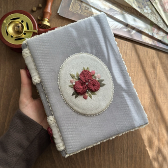 El Yapımı Vintage Nakışlı Defter – A5 / 100gr / 384 Sayfa – Çizgili 