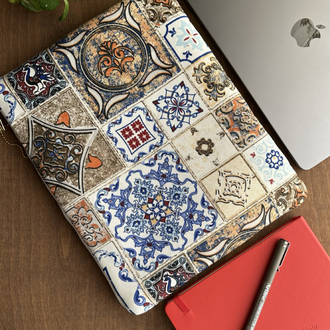 Özel Tasarım El Yapımı Süngerli Laptop & Kitap Çantası – 35x27 cm