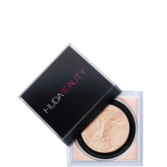 Huda Beauty Easy Bake Powder Cupcake